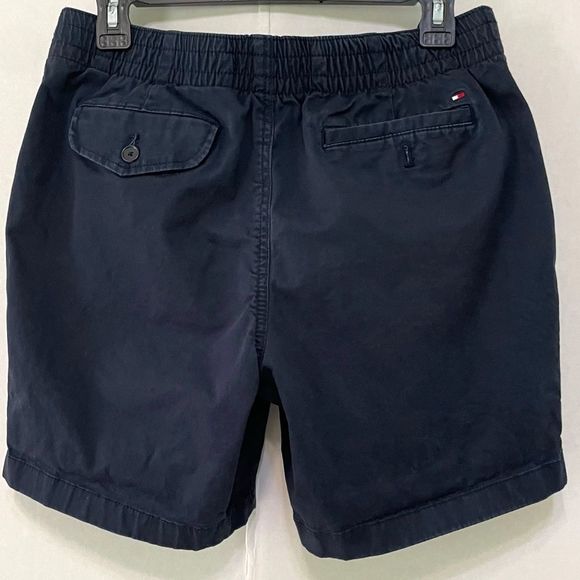 Tommy Hilfiger Shorts - Picture 2 of 7